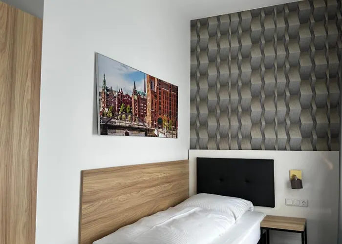 Dias Aparthotel Pinneberg